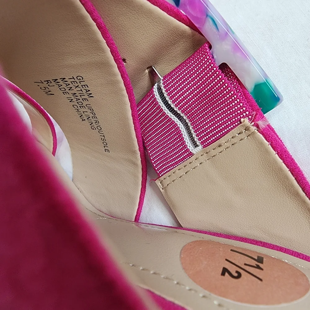 Charles by Charles David Gleam Slide‎ Sandal Size 7.5 Magenta